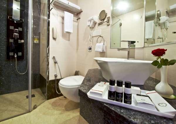 Hotel Gargee Grand 8