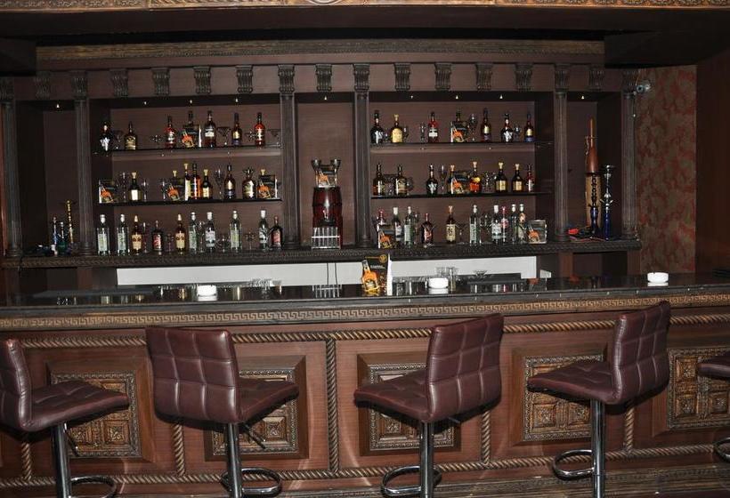 Resort The Royal Retreat 12