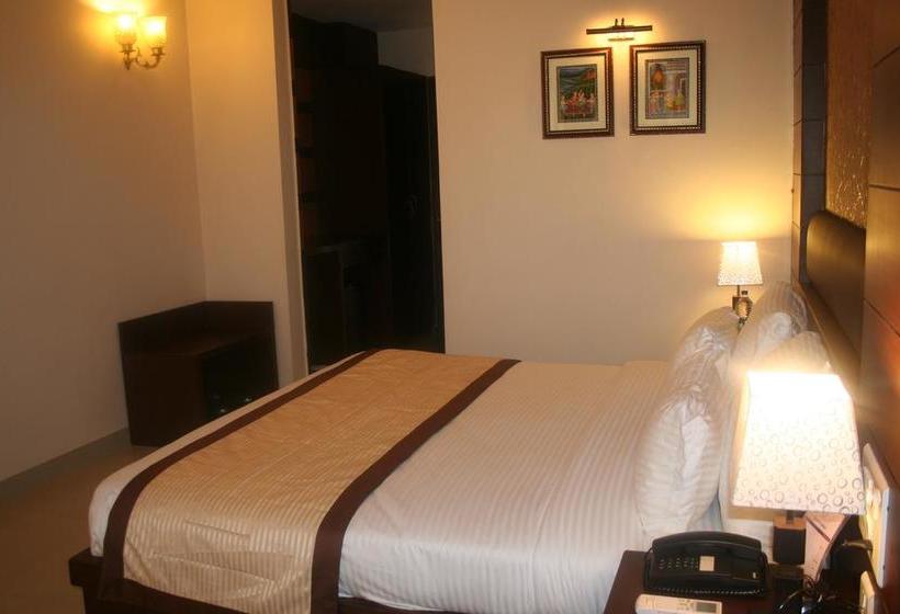 Resort The Royal Retreat 2