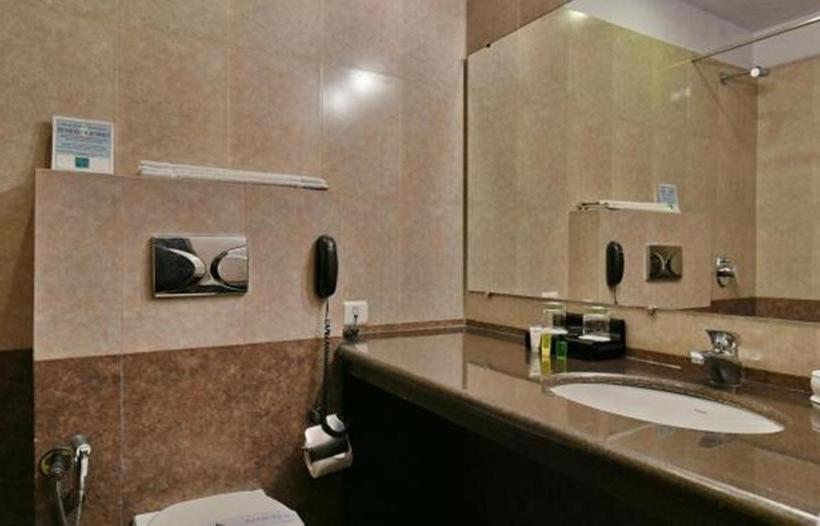 Resort The Royal Retreat 3