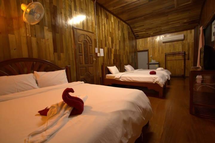 Pechpailin Resort 12