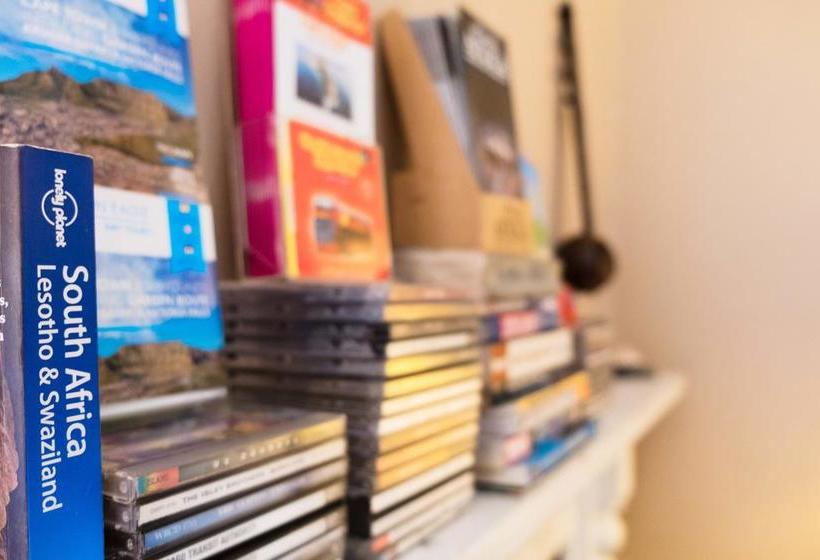 Hostel Bohemian Lofts Backpackers 15