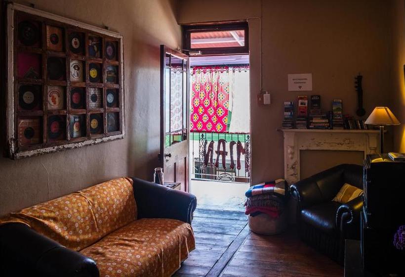 Hostel Bohemian Lofts Backpackers 9