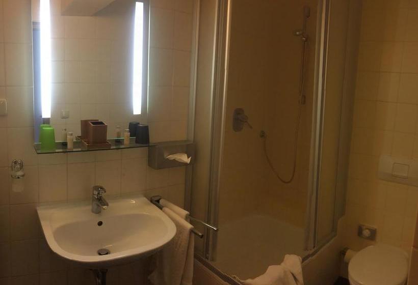 Hotel Mehlounge Cafe & Restaurant 10