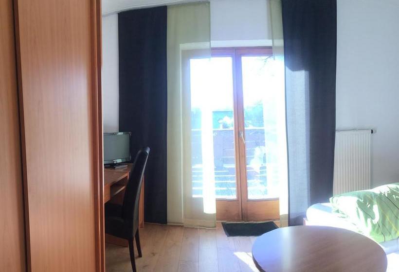 Hotel Mehlounge Cafe & Restaurant 14