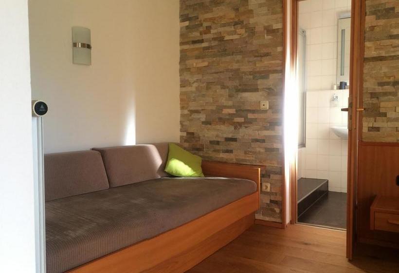 Hotel Mehlounge Cafe & Restaurant 16