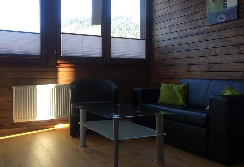 Hotel Mehlounge Cafe & Restaurant 8