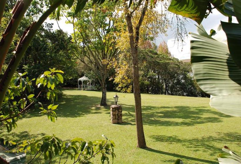 Resort Hulala Lakeside Lodge 1