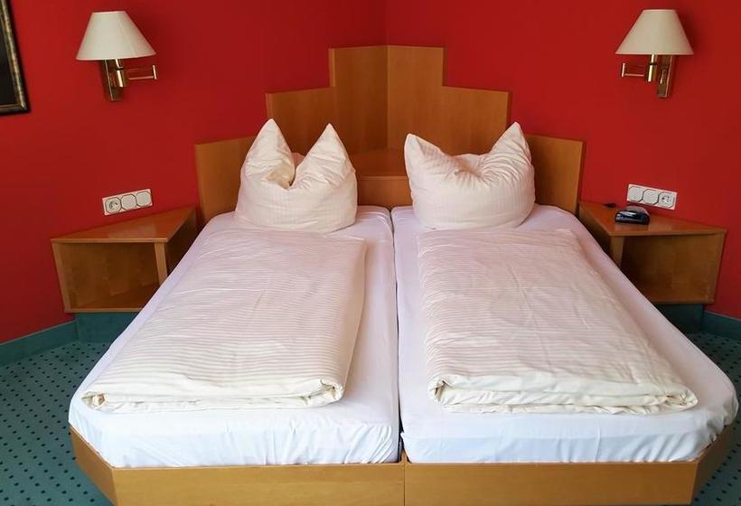 Hotel Restaurant Pappel 12