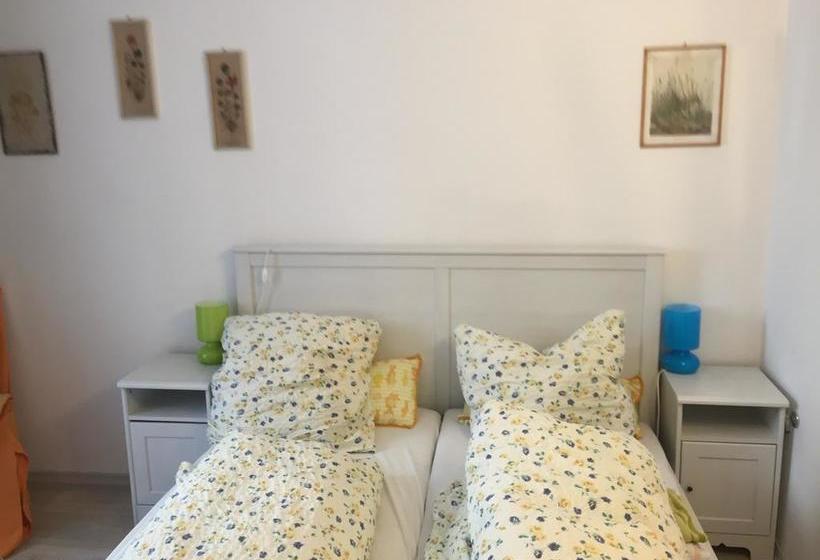 Bed & Breakfast Gasthof Zur Goldenen Sonne 14