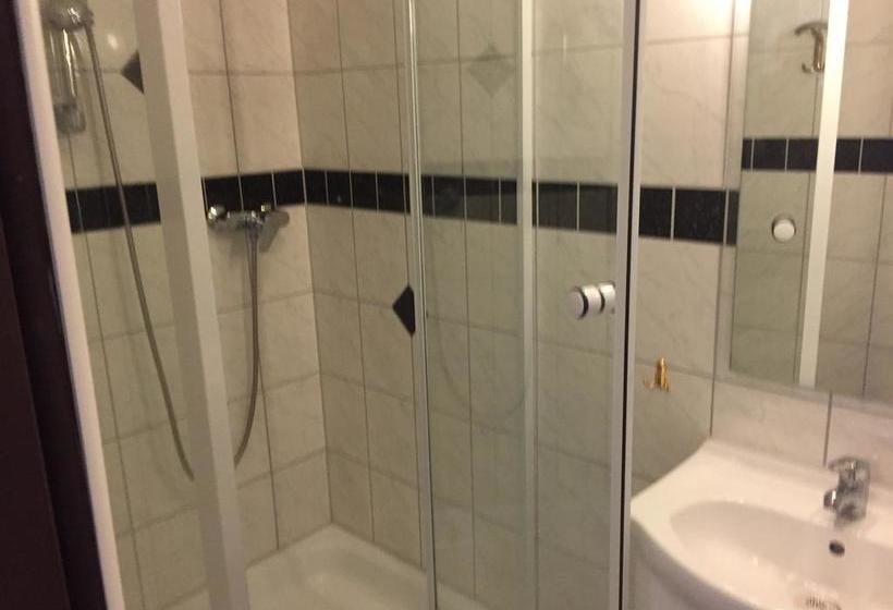 Bed & Breakfast Gasthof Zur Goldenen Sonne 16