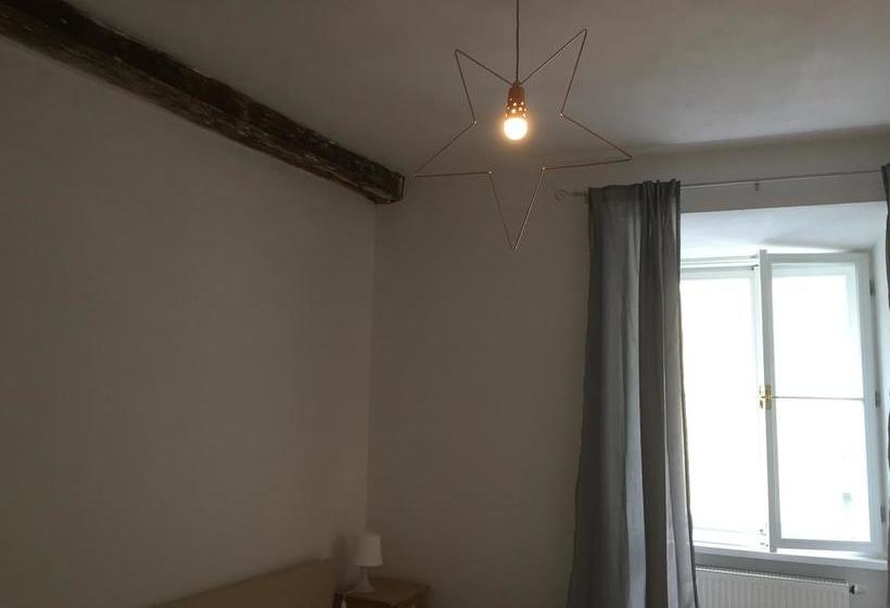 Bed & Breakfast Gasthof Zur Goldenen Sonne 17