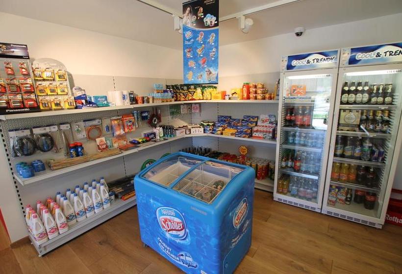 Resort Azur Rosencamping Schwäbische Alb 18