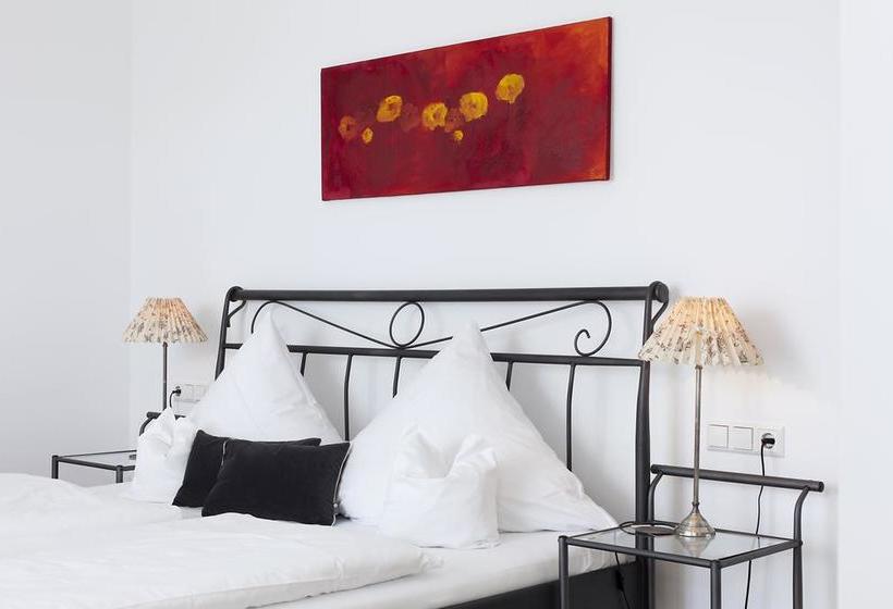 Hotel Hagnauer Seeperle 10