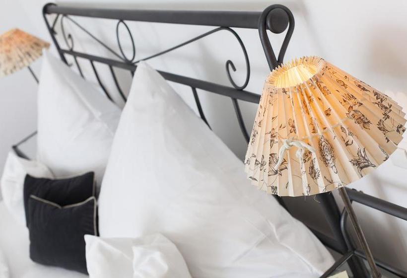 Hotel Hagnauer Seeperle 12