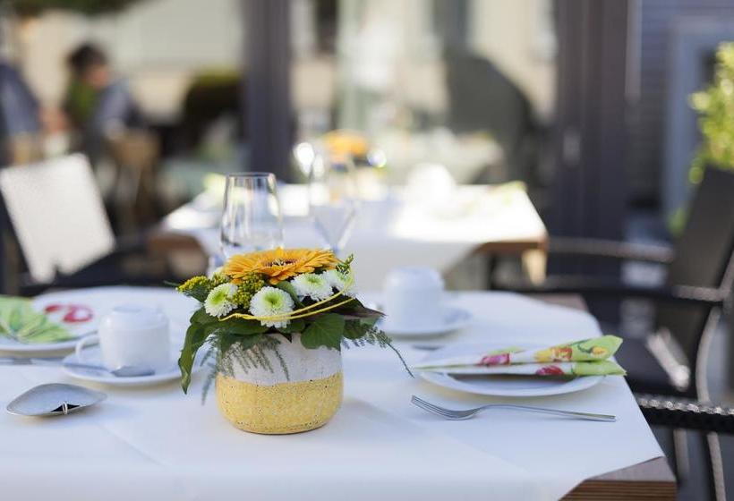 Hotel Hagnauer Seeperle 5