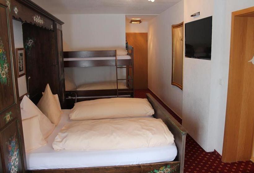 Hotel Höhengasthof Grüner Baum 15