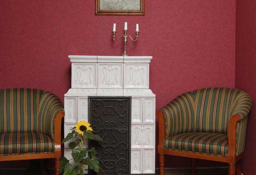 Hotel Höhengasthof Grüner Baum 4