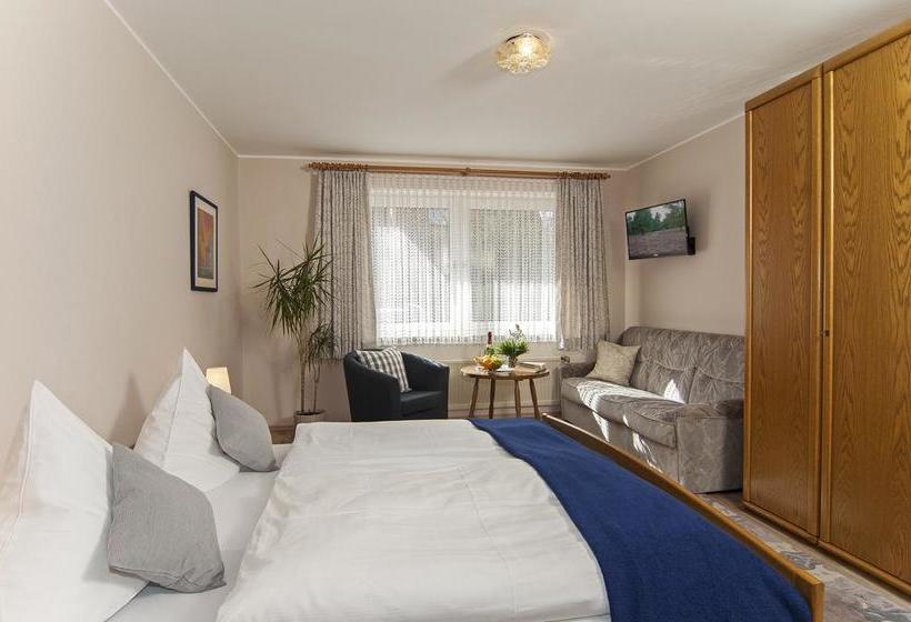 Hotel Landgasthaus Zum Naturschutzpark 12