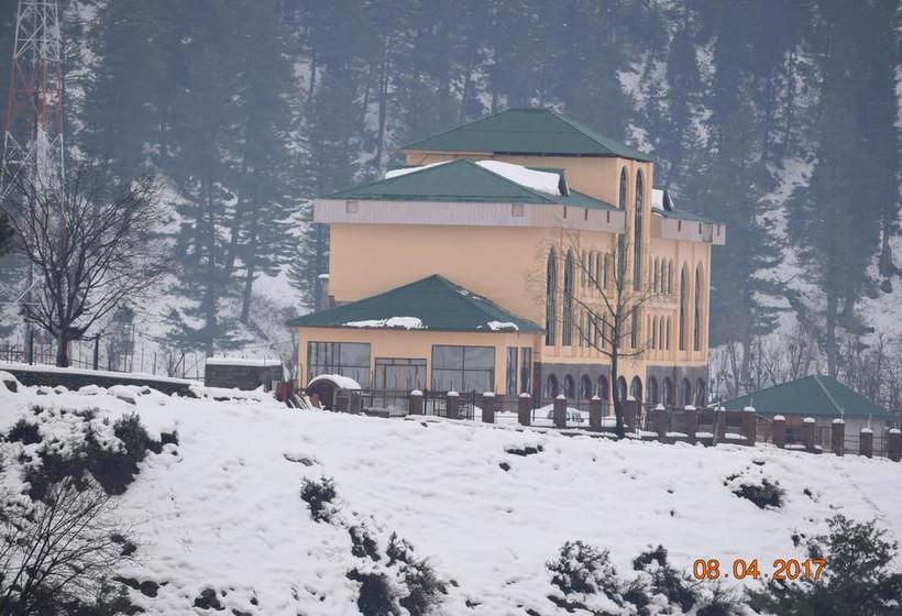 The Sultan Resort 16