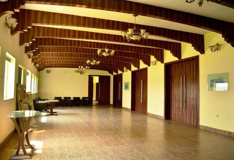 Hotel Sinclairs Tourist Resort Burdwan 2