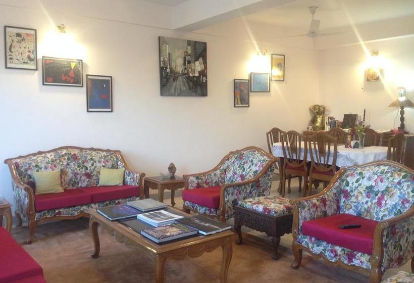 Mountain Goat Bed & Breakfast 1