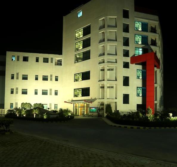 Hotel Fairvacanze Inns And Suites 18