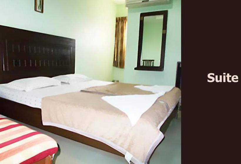 Hotel Sai Priyanka Comfort Inn 8