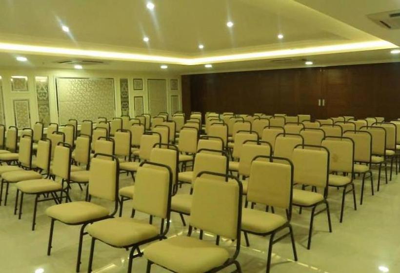 Hotel Sasya Pride 17