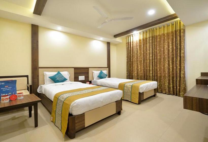 Hotel Sign Regency 15