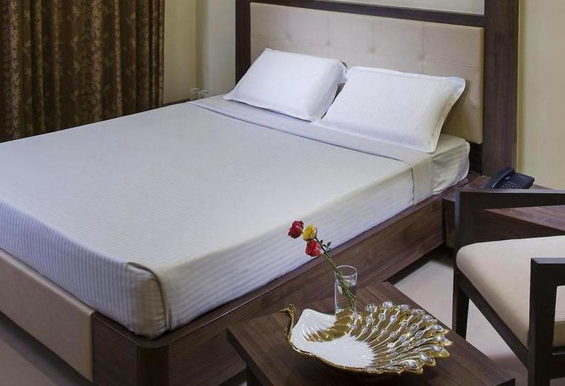 Hotel Sign Regency 17