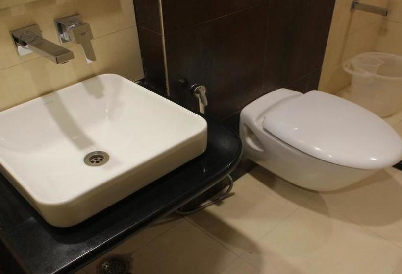 Hotel Sign Regency 18