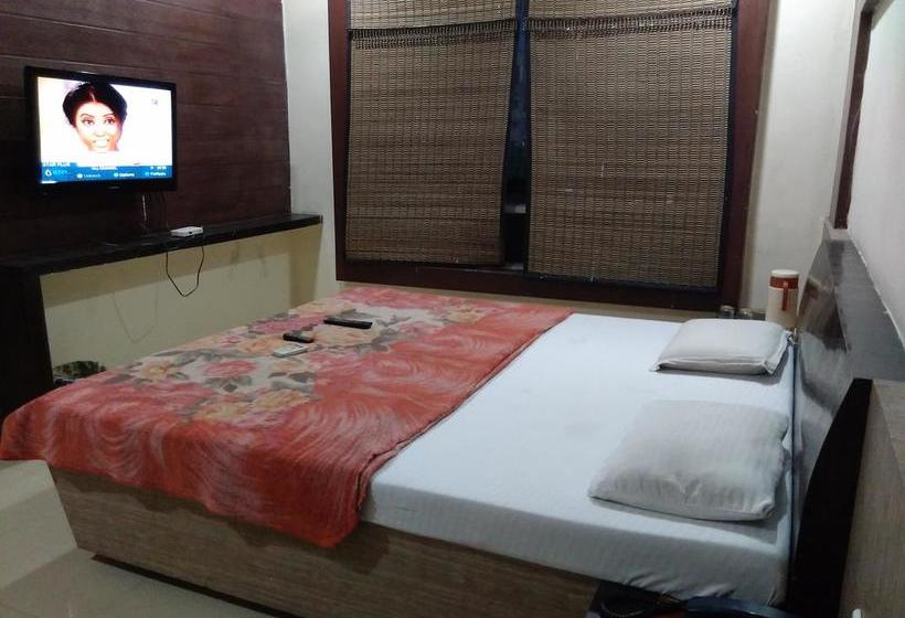 Starihotels Bombay Hospital Road Indore 1