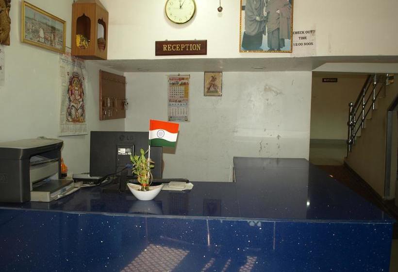 Hotel Hari Om Sai Guesthouse 5