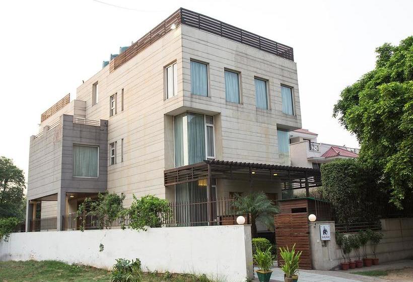 Hotel Fab Raj Darbar Iffco Haryana