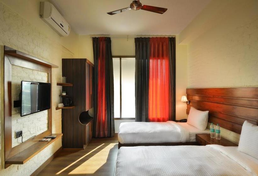 Hotel The Town House 2