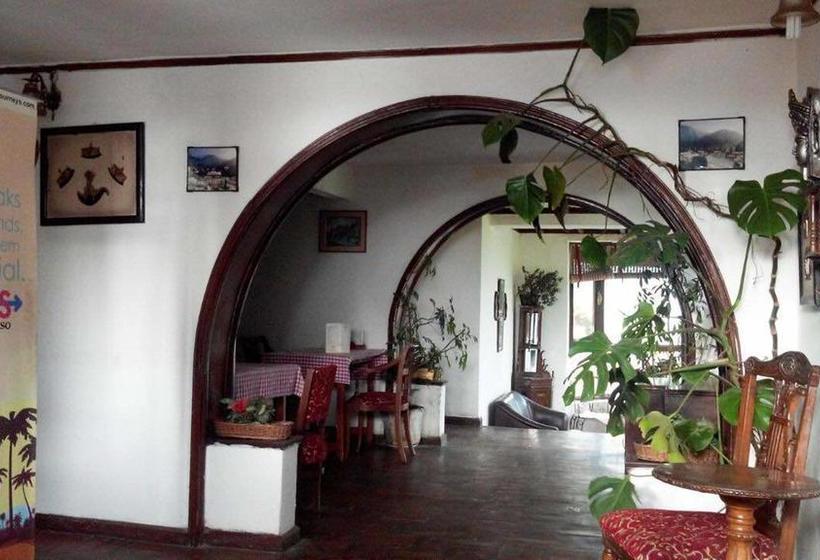 Hotel Jukaso Palace 4