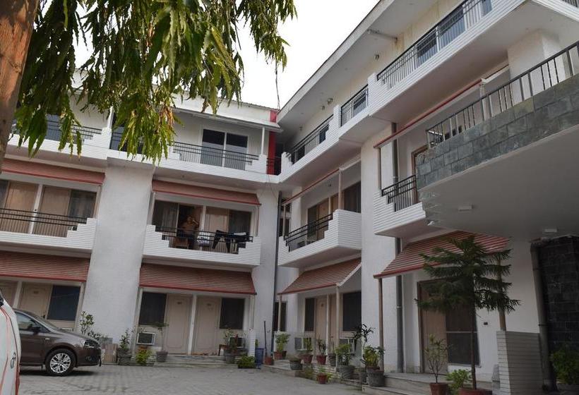 Hotel Moksha Rishikesh