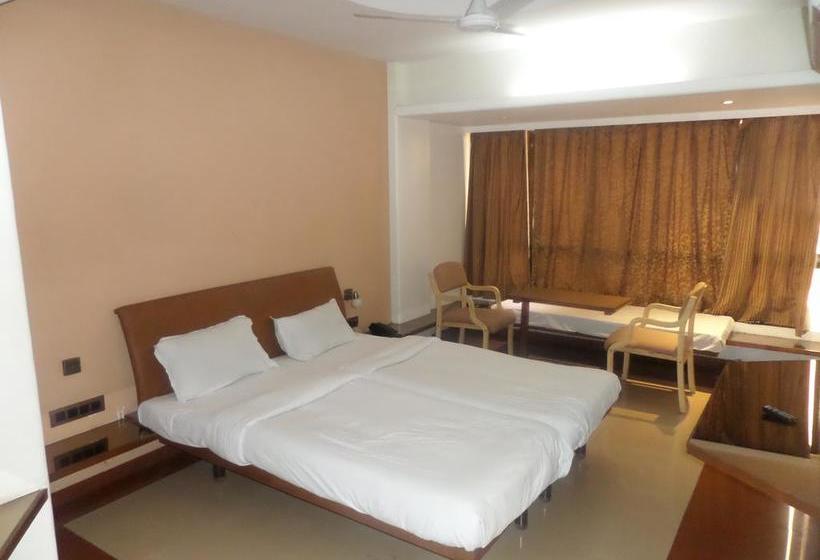 Hotel Panchalee Deluxe 3