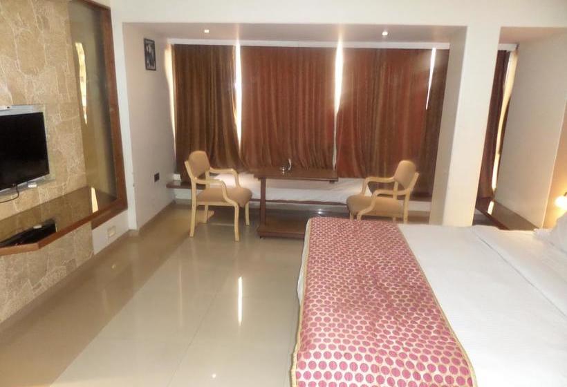 Hotel Panchalee Deluxe 4