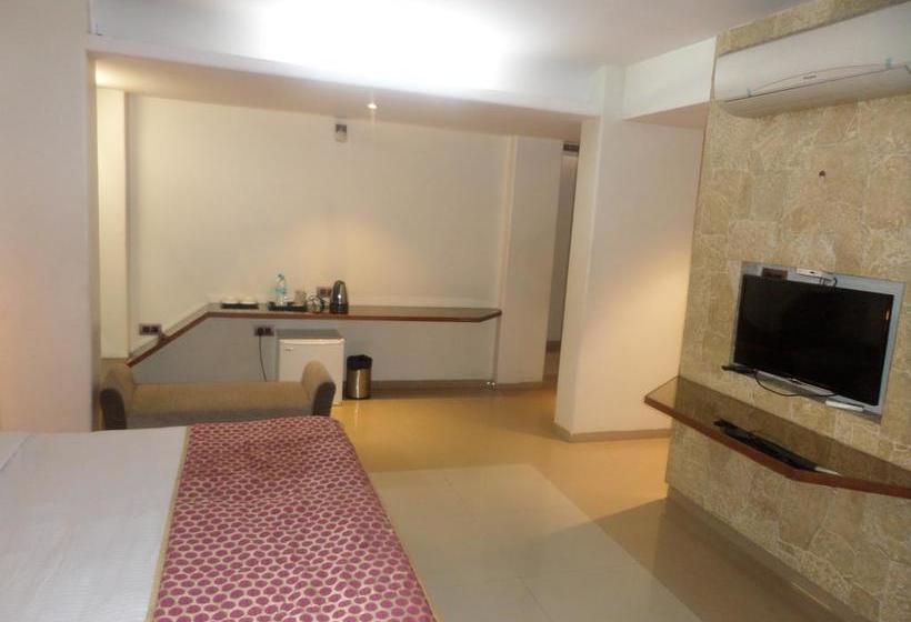 Hotel Panchalee Deluxe 5