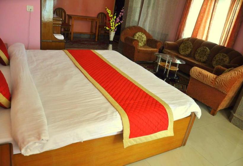 Dungmali Heritage Resort 14