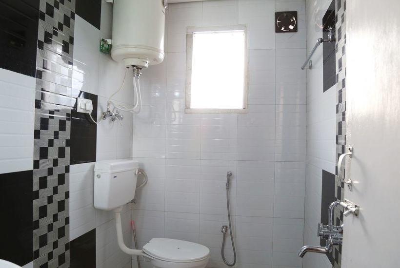 Hostel City Residency By Ackee Tree 15