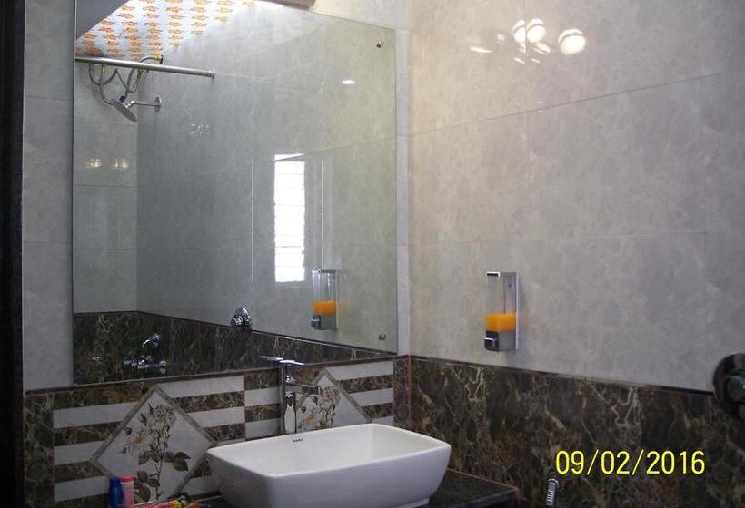 Starihotels Wakad Pune 11