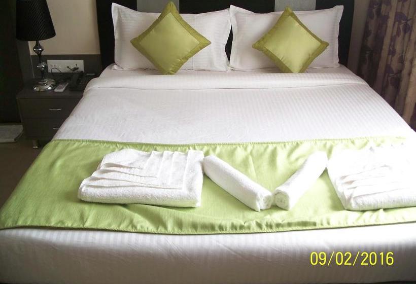 Starihotels Wakad Pune 13