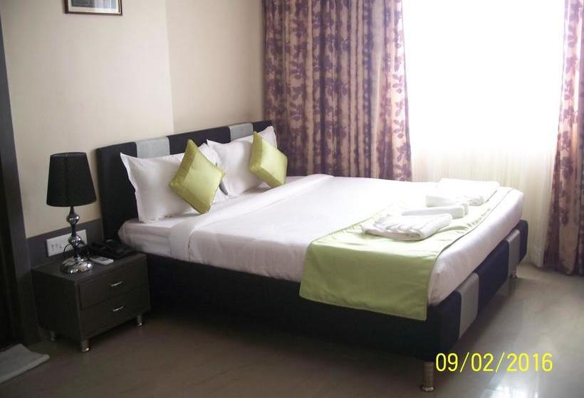Starihotels Wakad Pune 15