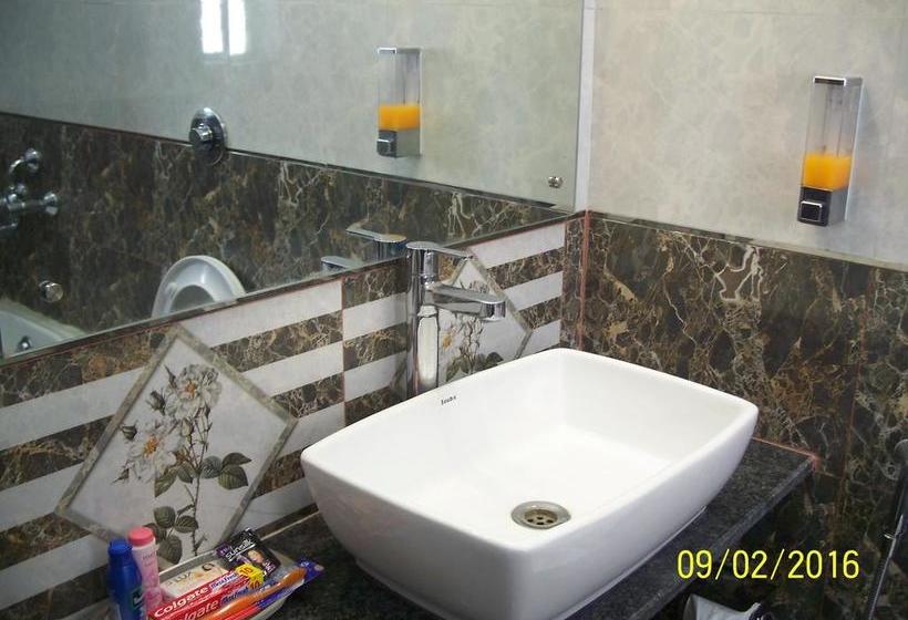 Starihotels Wakad Pune 8