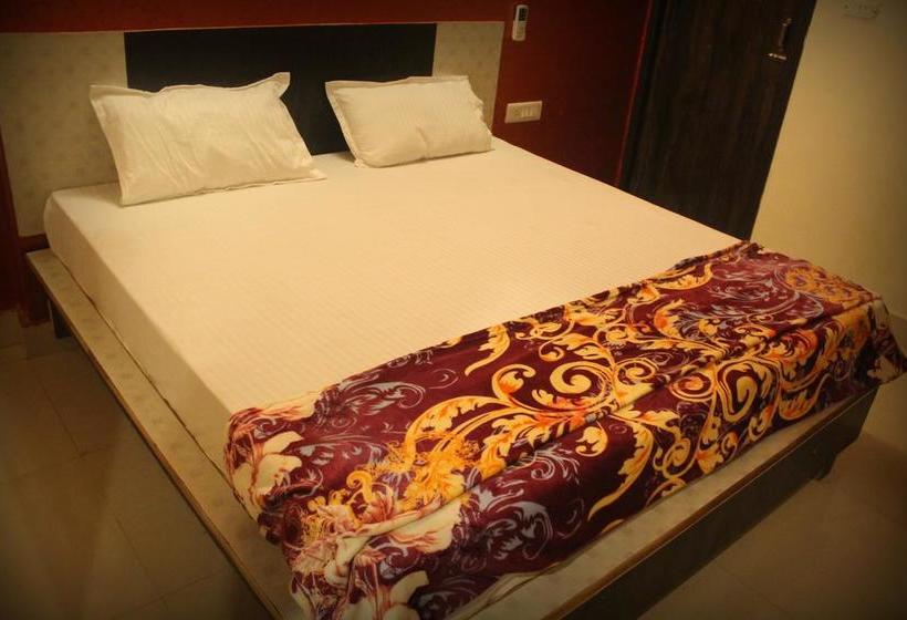 Bedweiser Backpackers Hostel 15