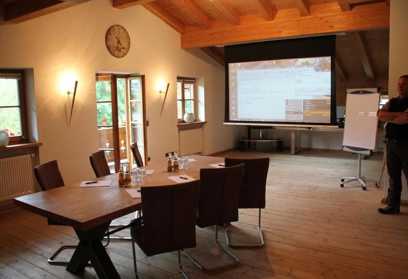 Hotel Maier Zum Kirschner 19