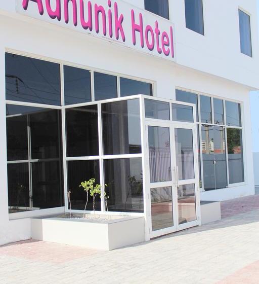 Adhunik Hotel Neemrana 12